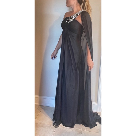 Jovani One Shoulder Gown Black with Overlay - Picture 3 of 6